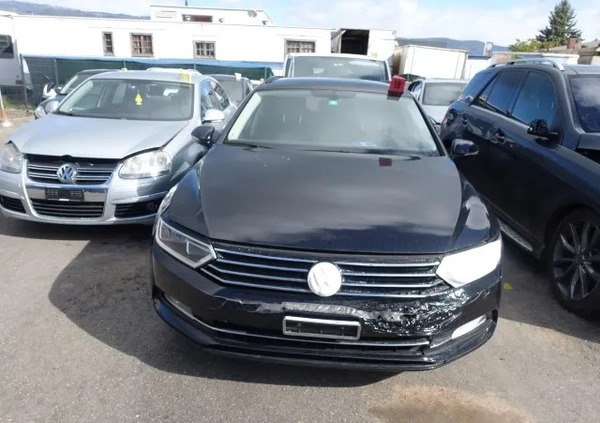 Volkswagen Passat cena 33900 przebieg: 169702, rok produkcji 2016 z Głogów Małopolski małe 46